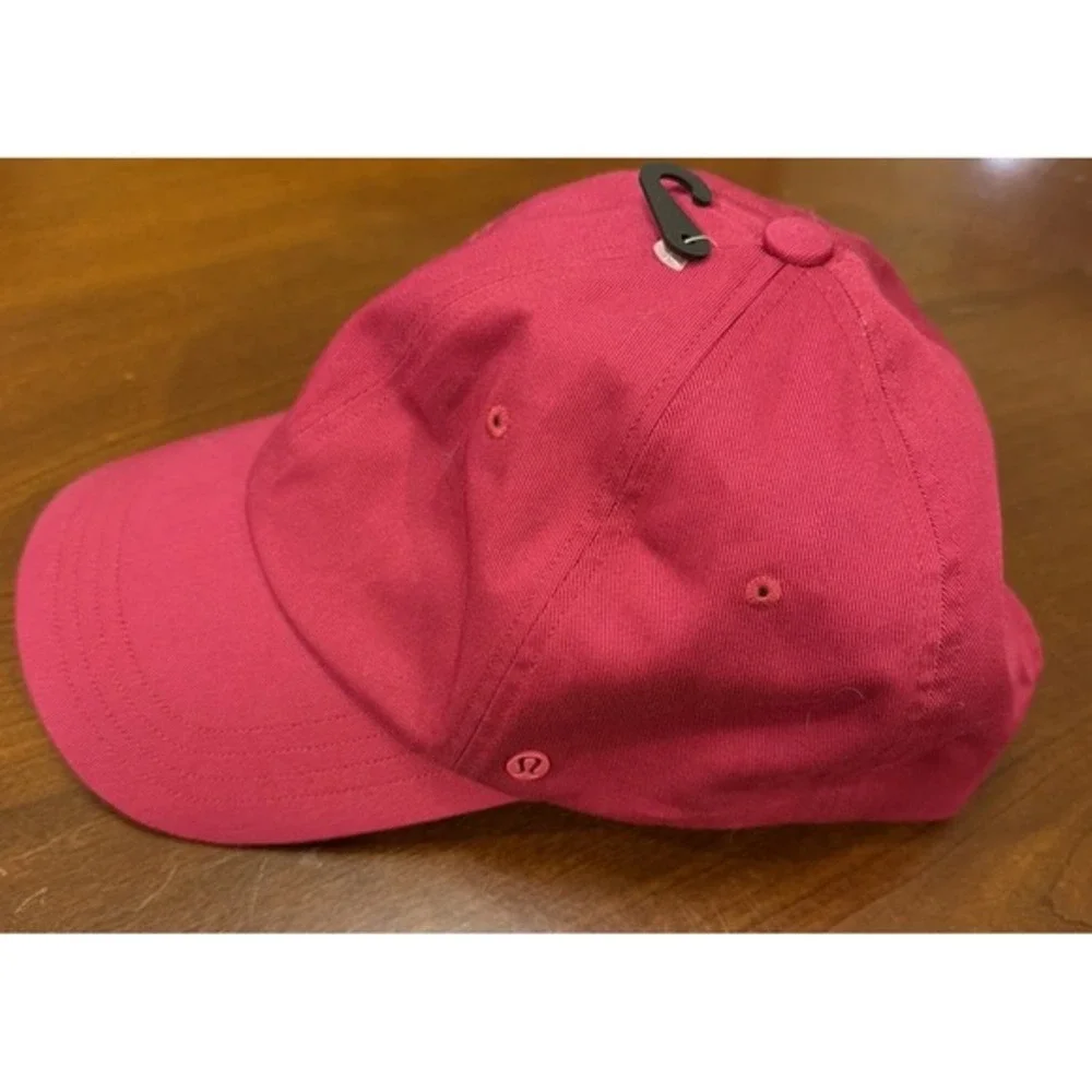 Lululemon‎ Classic Ball Cap, Size S/M, Berry Rumble, NWT